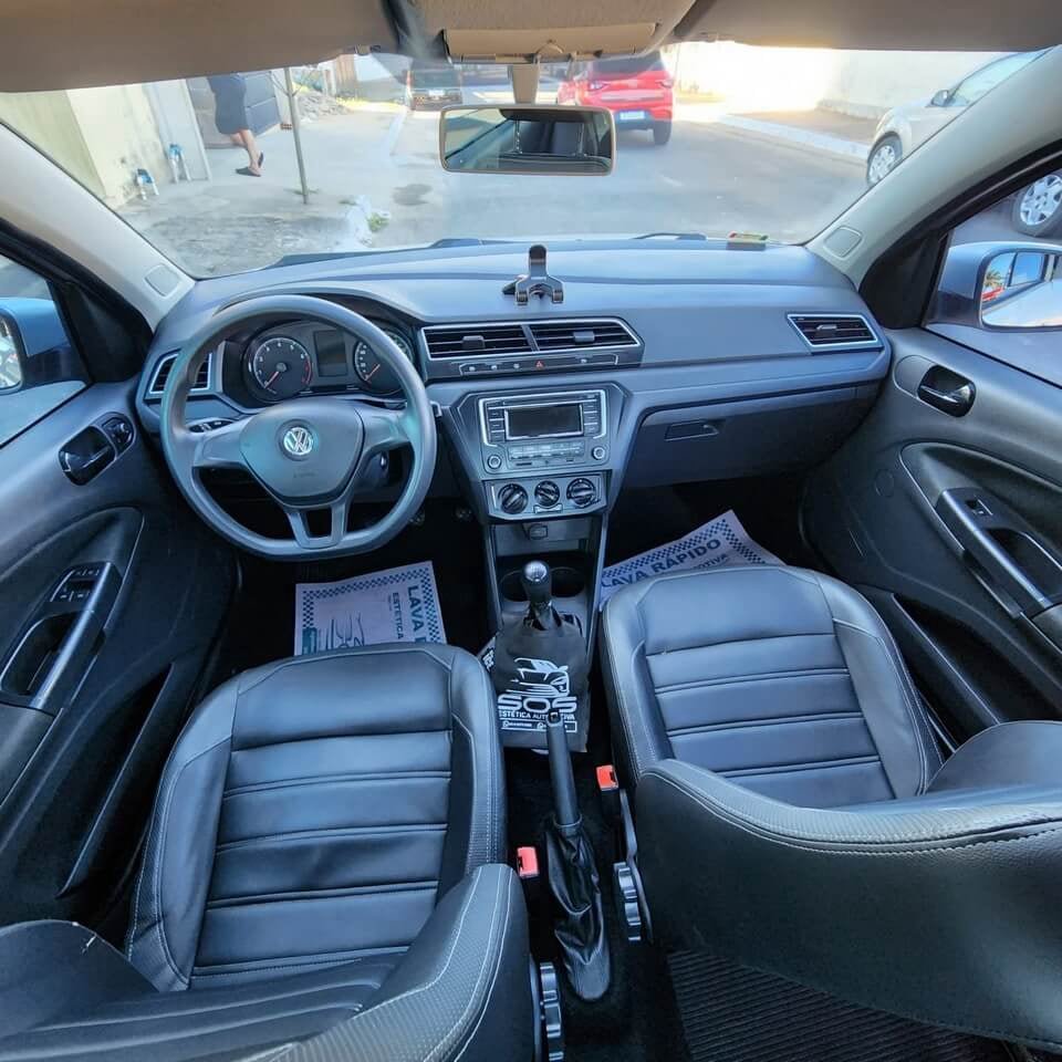 Volkswagen Voyage G8 - 1.6