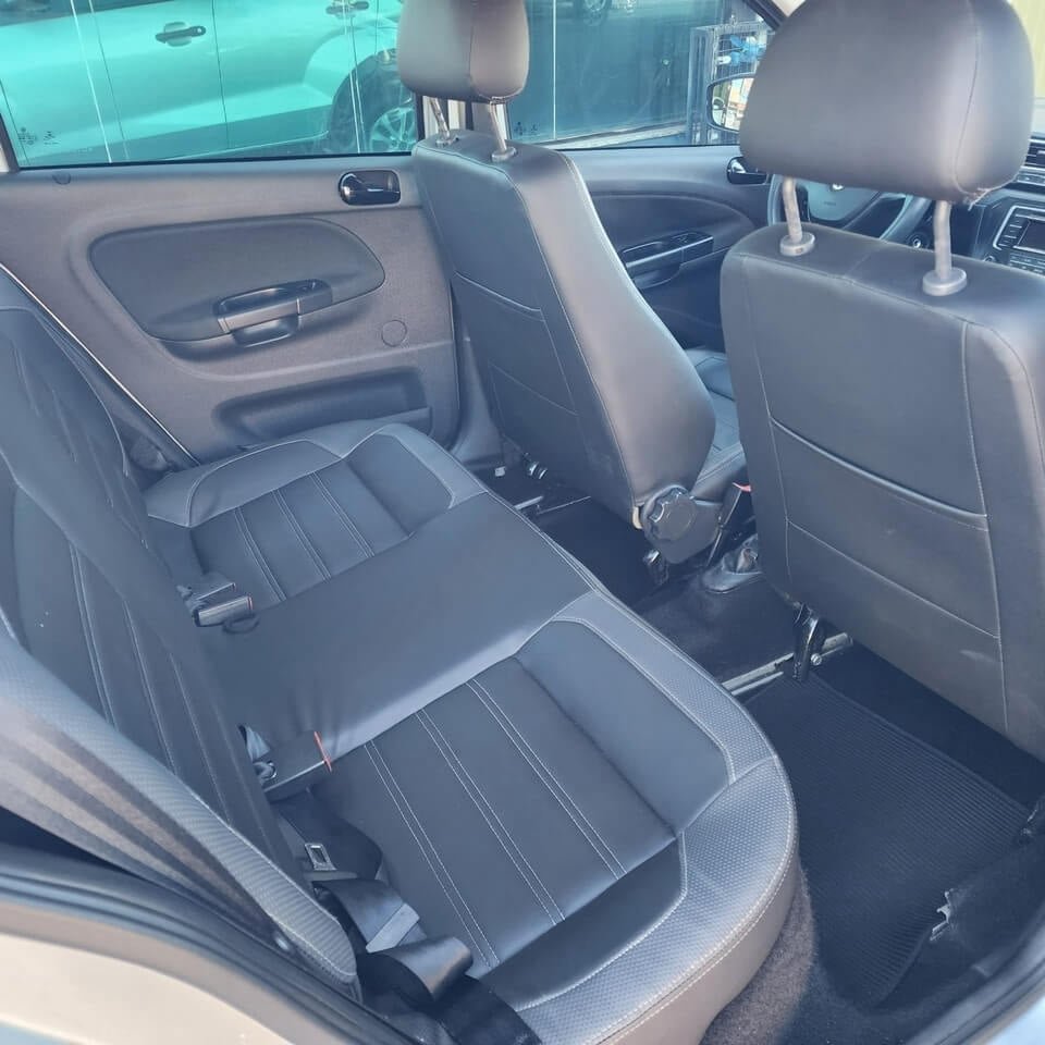 Volkswagen Voyage G8 - 1.6